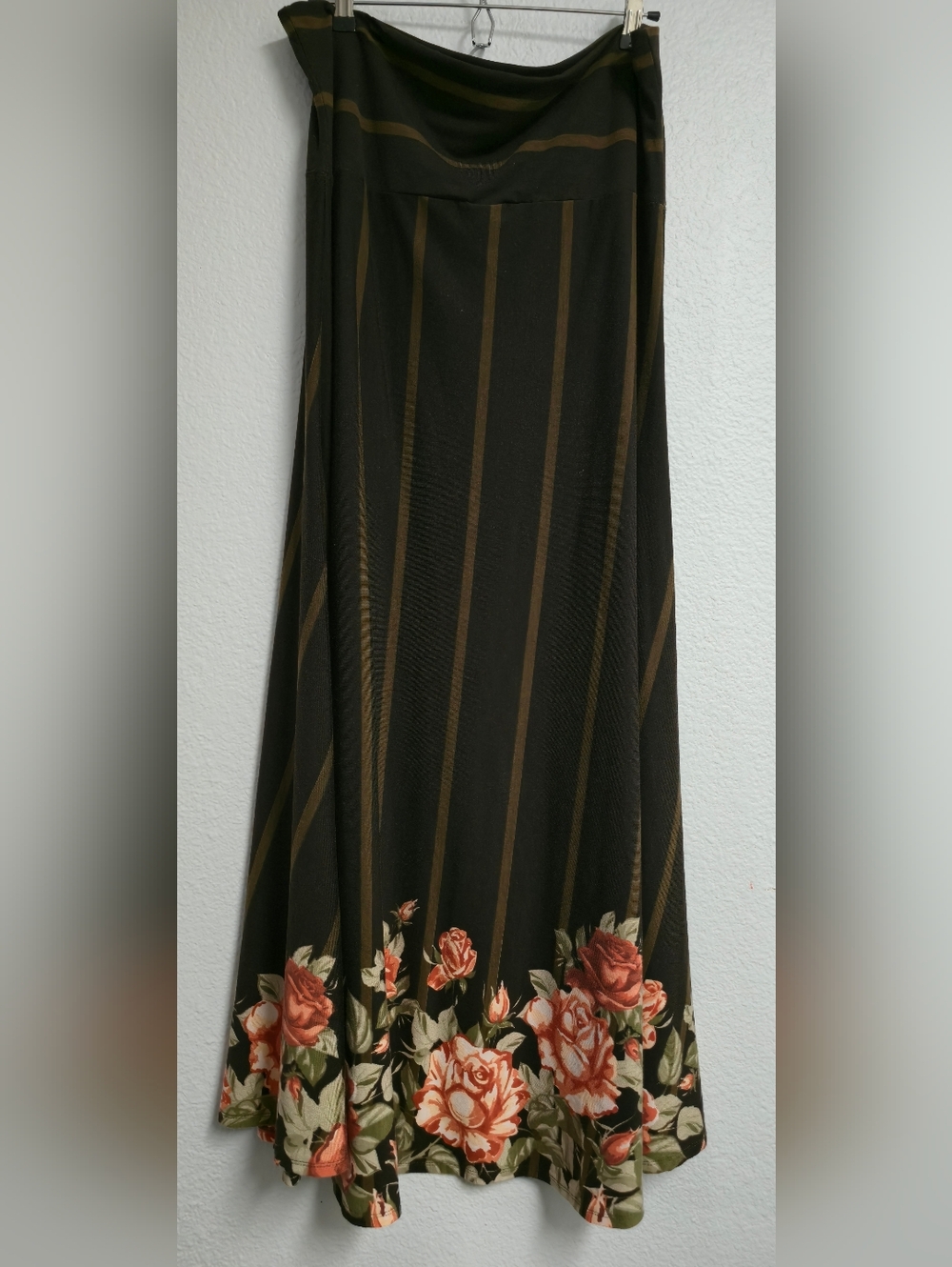 Lularoe BROWN Maxi Skirt with Rose Border - Picture 5 of 5